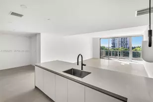 2200 Brickell Ave, Miami, FL 33129 - Photo 11