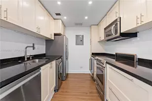 2451 Brickell Ave, Miami, FL 33129 - Photo 9