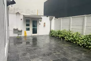 234 NE 3rd St, Miami, FL 33132 - Photo 43
