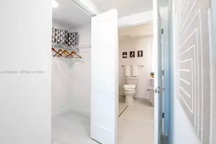3645 NW 36th St, Miami, FL 33142 - Photo 11