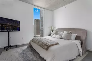 151 SE 1st St, Miami, FL 33131 - Photo 31