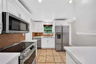 717 NE 73rd St, Miami, FL 33138 - Photo 15