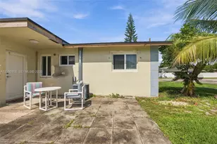 137 NE 1st Ct, Dania Beach, FL 33004 - Photo 27