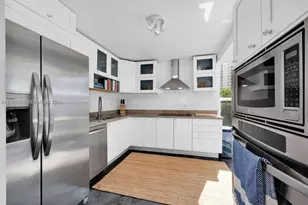 607 Ocean Dr, Key Biscayne, FL 33149 - Photo 5