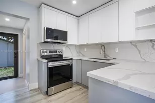 781 NW 108th St, Miami, FL 33168 - Photo 5