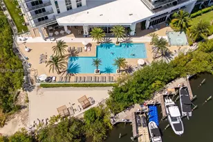 16385 Biscayne Blvd, North Miami Beach, FL 33160 - Photo 27