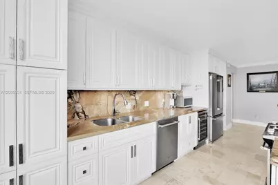 5200 N Ocean Blvd #607B, Lauderdale by the Sea, FL 33308 - Photo 9