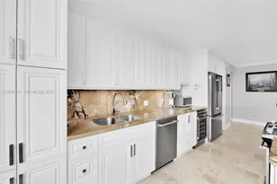 5200 N Ocean Blvd, Lauderdale by the Sea, FL 33308 - Photo 9