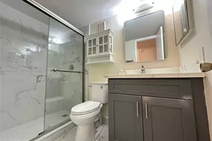 400 Commodore Dr, Plantation, FL 33325 - Photo 13