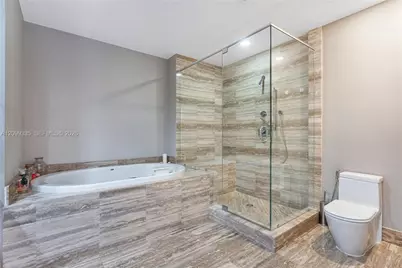 15901 Collins Ave #3002, Sunny Isles Beach, FL 33160 - Photo 11