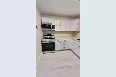 6801 Harding Ave #412, Miami Beach, FL 33141 - Photo 7