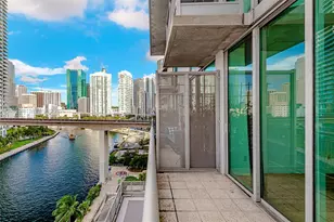 690 SW 1st Ct, Miami, FL 33130 - Photo 9