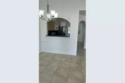 1250 SE 28 #203, Homestead, FL 33035 - Photo 5