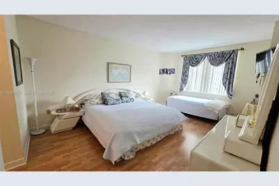 1980 S Ocean Dr #6G, Hallandale Beach, FL 33009 - Photo 11