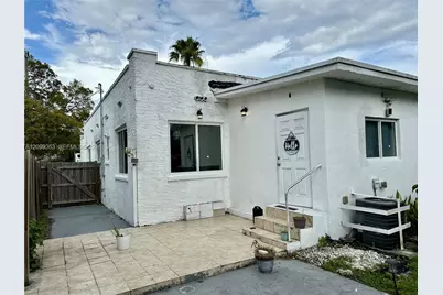 1284 NW 39 St, Miami, FL 33142 - Photo 5