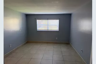 3610 NW 21st St #304, Lauderdale Lakes, FL 33311 - Photo 3