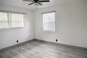 410 SW 9th Ave, Hallandale Beach, FL 33009 - Photo 3