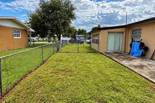 3271 NW 182nd St, Miami Gardens, FL 33056 - Photo 13