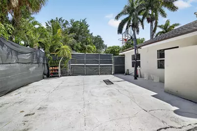 14401 SW 23rd St, Davie, FL 33325 - Photo 21