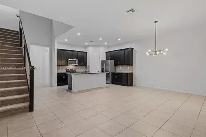 151 SW 127th Terrace #151, Plantation, FL 33325 - Photo 5