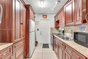 17010 SW 100th Ave, Miami, FL 33157 - Photo 9