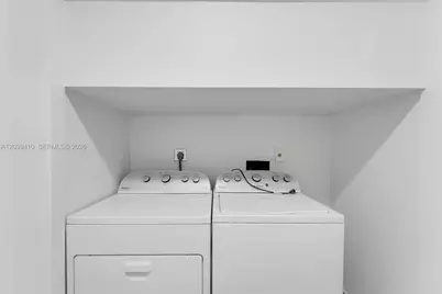 7625 SW 106th Ave, Miami, FL 33173 - Photo 17
