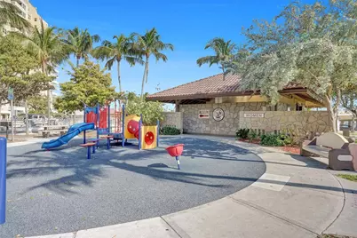2639 N Riverside Dr #203, Pompano Beach, FL 33062 - Photo 37