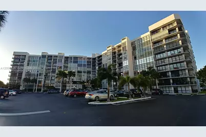 800 Parkview Dr #825, Hallandale Beach, FL 33009 - Photo 1