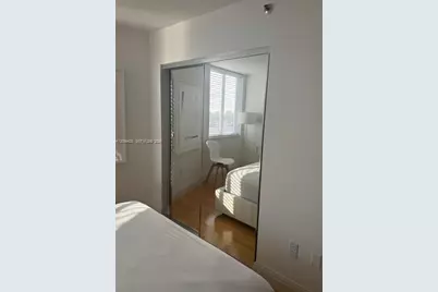1621 Bay Rd #708, Miami Beach, FL 33139 - Photo 11