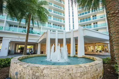 100 Bayview Dr #812, Sunny Isles Beach, FL 33160 - Photo 25