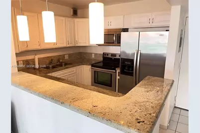 100 Bayview Dr #812, Sunny Isles Beach, FL 33160 - Photo 5