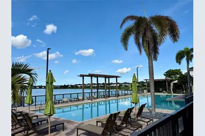16001 NW 87th Ct, Miami Lakes, FL 33018 - Photo 57