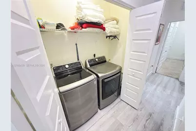 16001 NW 87th Ct, Miami Lakes, FL 33018 - Photo 37