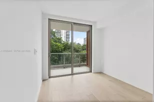 2200 Brickell Ave, Miami, FL 33129 - Photo 17