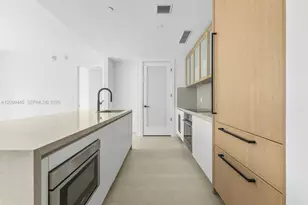 2200 Brickell Ave, Miami, FL 33129 - Photo 11