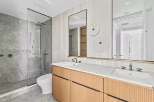 2200 Brickell Ave, Miami, FL 33129 - Photo 15