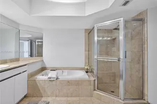 21055 Yacht Club Dr, Aventura, FL 33180 - Photo 31