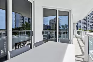 21055 Yacht Club Dr, Aventura, FL 33180 - Photo 33