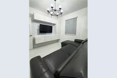 3418 W 108th St, Hialeah, FL 33018 - Photo 13