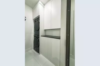 3418 W 108th St, Hialeah, FL 33018 - Photo 19