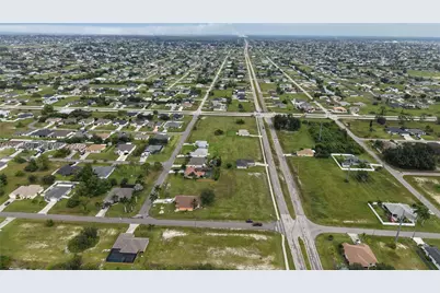 106 El Dorado Blvd S, Cape Coral, FL 33991 - Photo 11