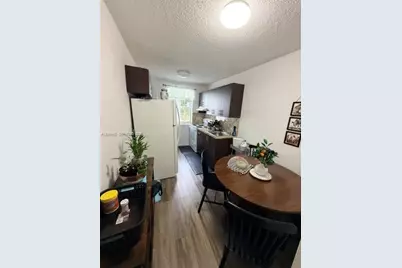 1607 NW 16th Ave #3, Miami, FL 33125 - Photo 7