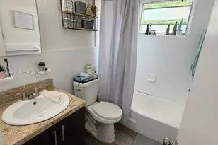 1607 NW 16th Ave, Miami, FL 33125 - Photo 11