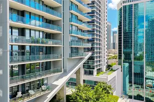 88 SW 7th St, Miami, FL 33130 - Photo 11