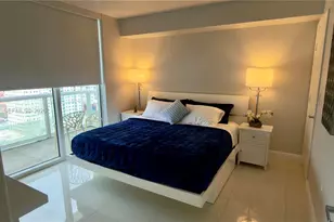 50 Biscayne Blvd, Miami, FL 33132 - Photo 7