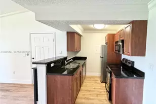 15560 SW 106th Ln, Miami, FL 33196 - Photo 9