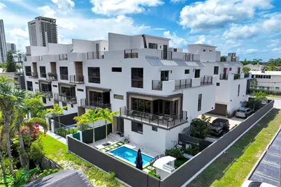 820 NE 2nd St, Fort Lauderdale, FL 33301 - Photo 11