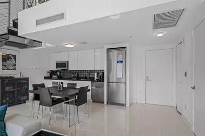 92 SW 3rd St #708, Miami, FL 33130 - Photo 9