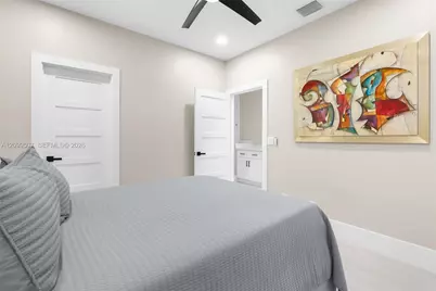 2336 NE 27th St, Lighthouse Point, FL 33064 - Photo 27
