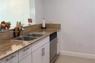117 NW 42nd Ave, Miami, FL 33126 - Photo 15